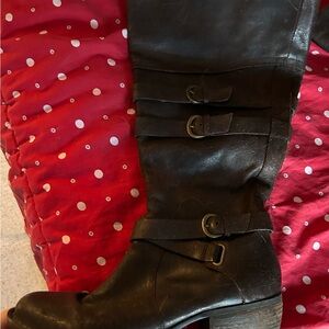 Born Women's dark Brown Leather Boots